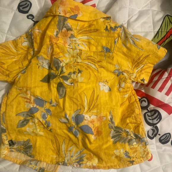 Carter’s Baby Button Up - Picture 1 of 3